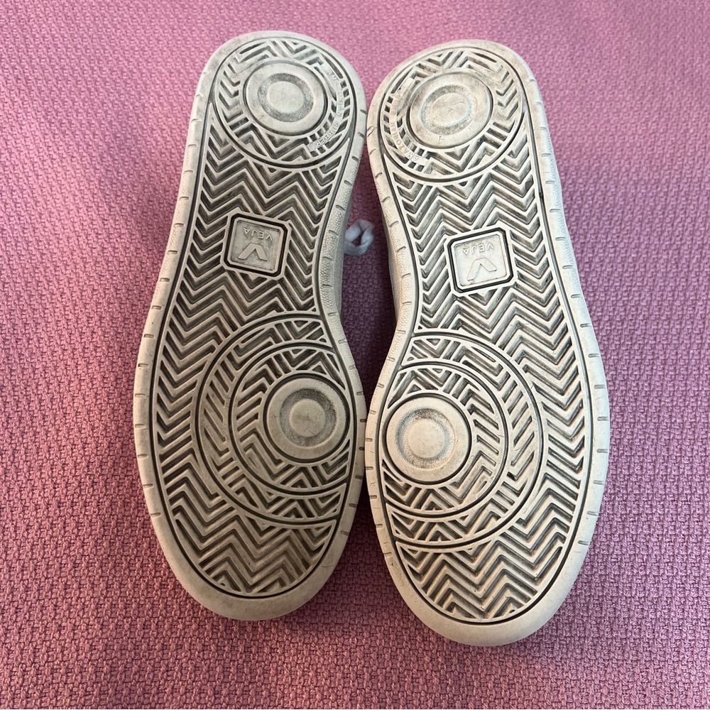Veja V-10 Women’s Leather Shoes Sneakers White Camel Size 9 - Picture 9 of 10
